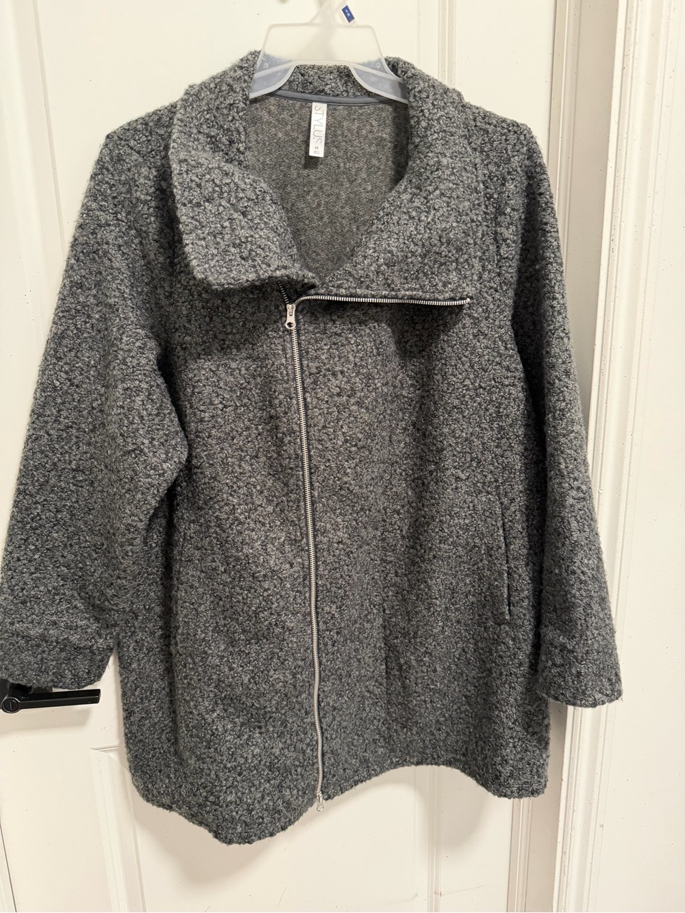 STYLUS Gray Bouclé Zip-Front Teddy Jacket